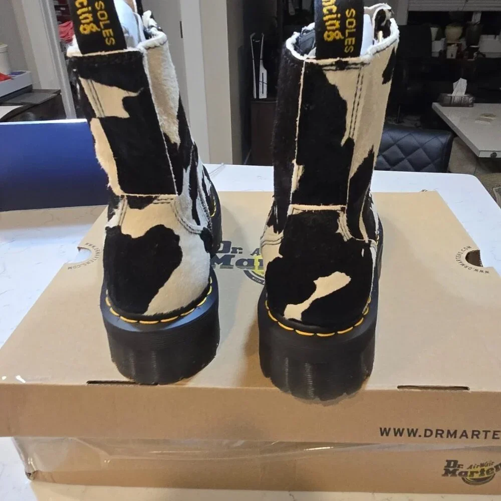 DR. MARTENS JADON HAIR-ON COW PRINT PLATFORM BOOTS MENS SIZE 13 NEW - Picture 5 of 9
